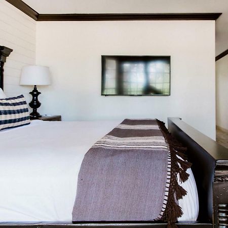Hillside Boutique Hotel Castroville 외부 사진