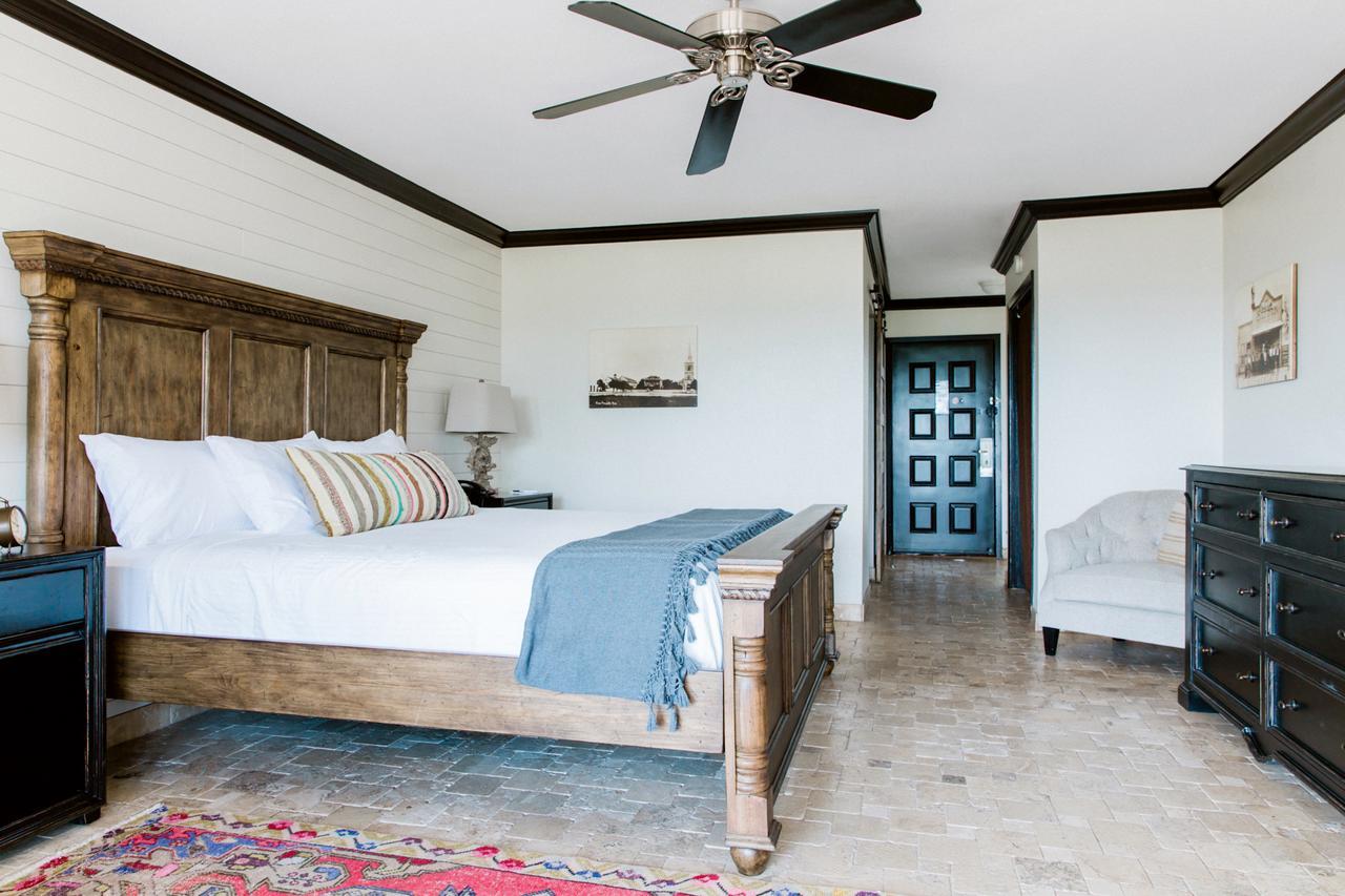 Hillside Boutique Hotel Castroville 외부 사진
