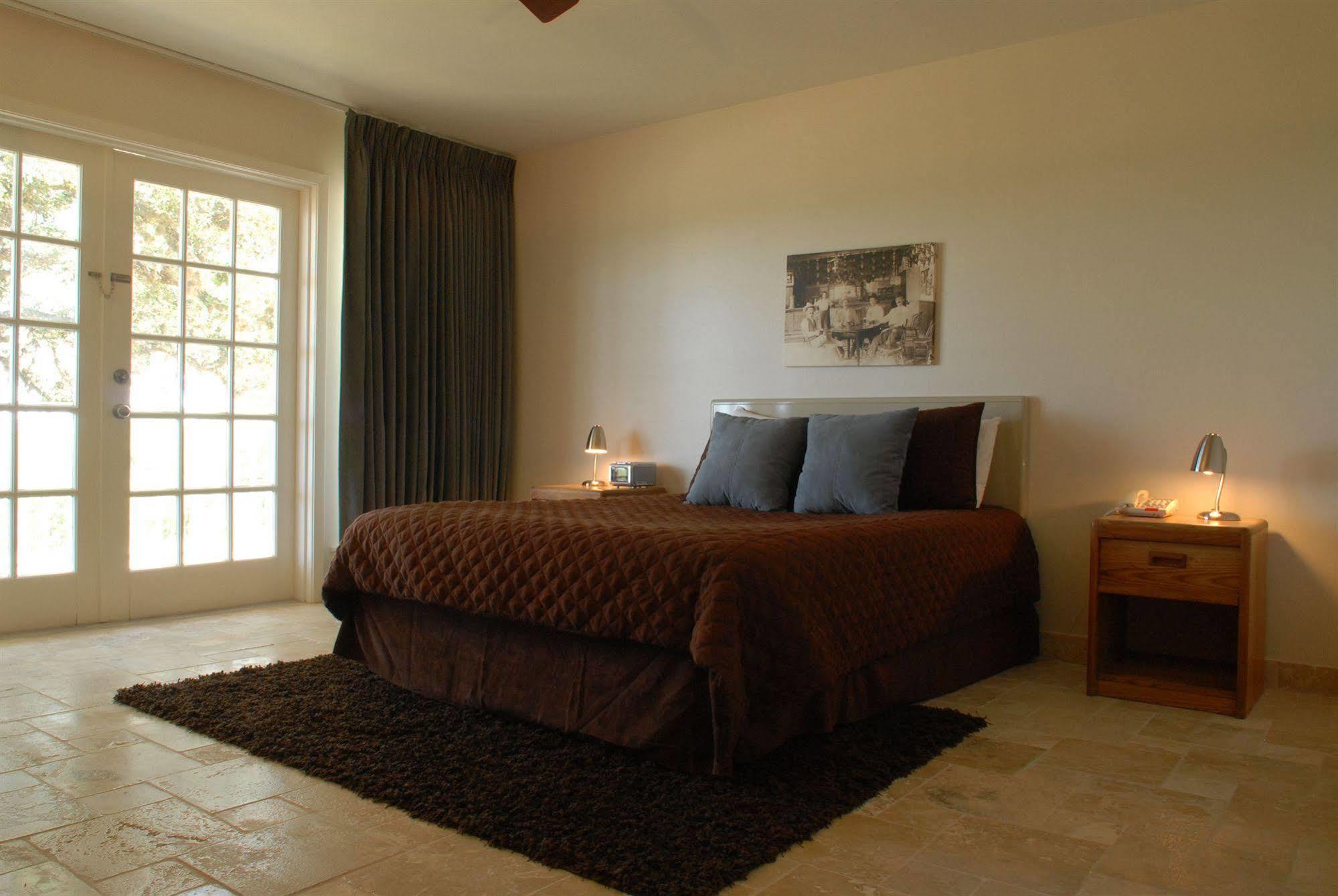 Hillside Boutique Hotel Castroville 외부 사진