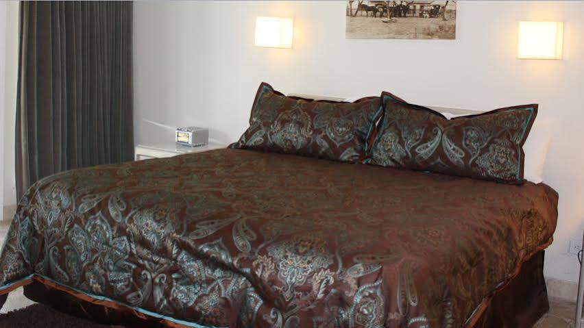 Hillside Boutique Hotel Castroville 외부 사진